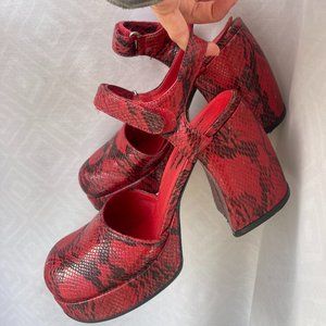 Rocket Dog Snakeskin Vintage 90's Chunky Block Heel Platform Mary Janes